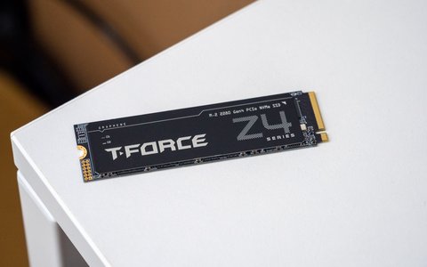 teamgroup t force z44a5 1tb z4