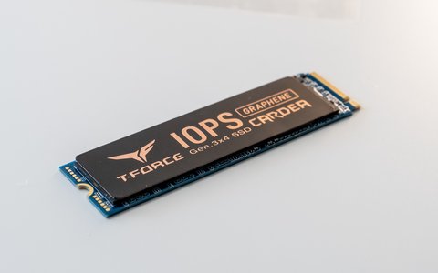 teamgroup t force cardea iops disipador grafeno