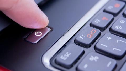 ¿ es malo suspender el ordenador en vez de apagarlo?