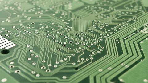 la escasez mundial de chips se agrava y no hay indicios de que vaya a mejorar a medio plazo