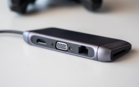 choetech hub m15 9 in 1 pantalla