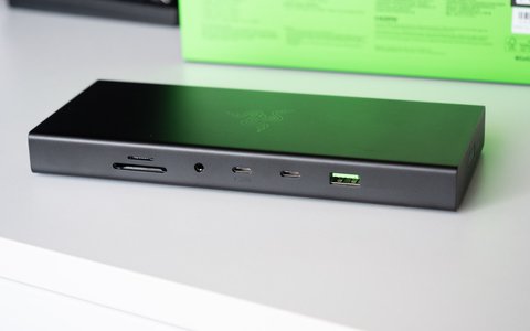 razer usb4 dock frontal