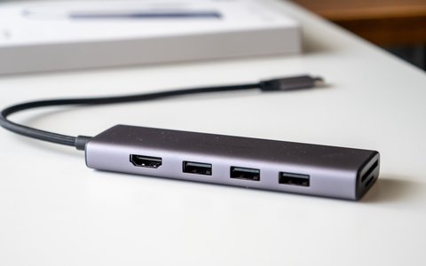 ugreen 6 en 1 con 4k 60hz conexiones usb