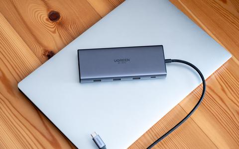 ugreen revodok pro 10 en 1 con 8k 30hz portatil
