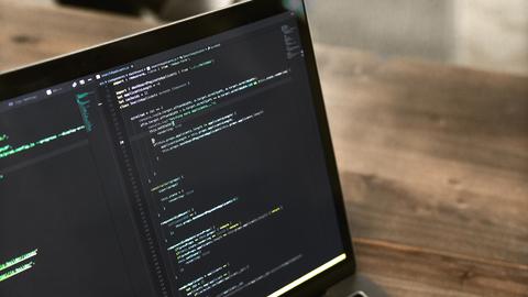 microsoft vuelve a contribuir a la comunidad haciendo open source su curso de iniciación de frontend
