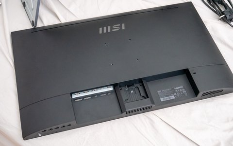 msi pro mp273qp parte trasera