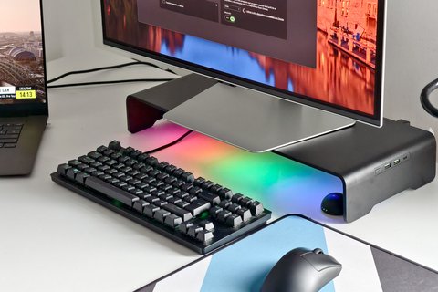 razer monitor stand chroma