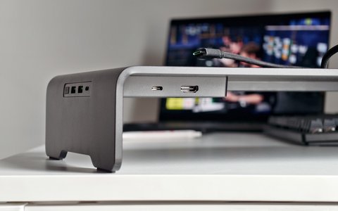 razer monitor stand chroma puertos traseros