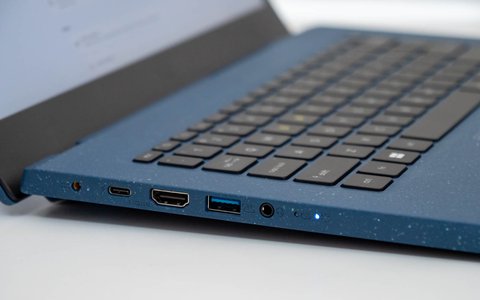 acer aspire vero av14 51 lateral izquierdo