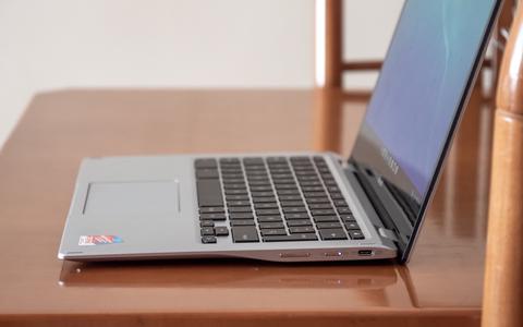 acer chromebook spin 513 lateral derecho