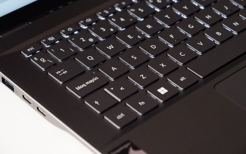 acer swift 14 ai sf14 11 detalle teclado