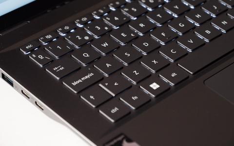 acer swift 14 ai sf14 11 detalle teclado