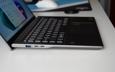acer swift 14 ai sf14 11 lateral izquierdo