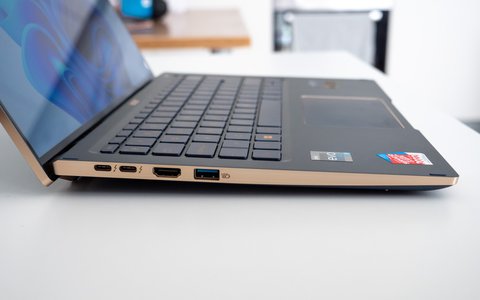 acer swift 5 sf514 56t lateral izquierdo