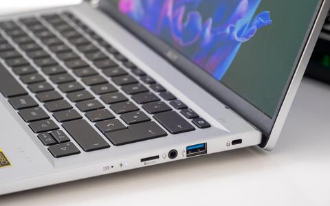 acer swift go 14 2023 sfg14 71 lateral derecho