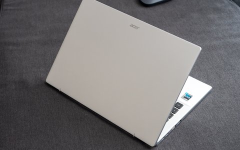 acer swift go 14 2023 sfg14 71 tapa abierta