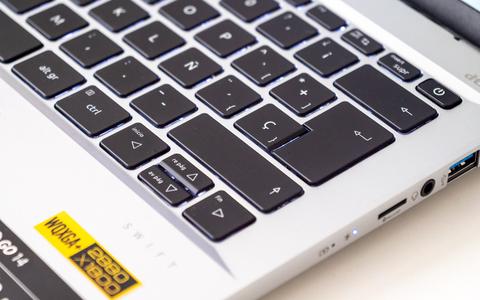 acer swift go 14 2023 sfg14 71 teclado detalle