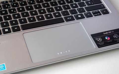 acer swift go 14 2024 sfg14 73 trackpad iluminacion