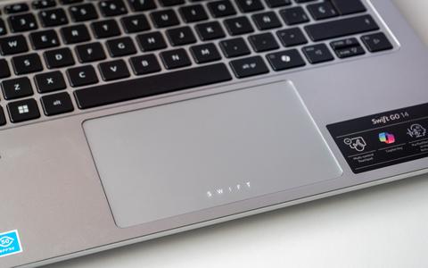 acer swift go 14 2024 sfg14 73 trackpad iluminacion