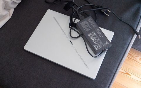 asus rog zephyrus g14 2024 cargador