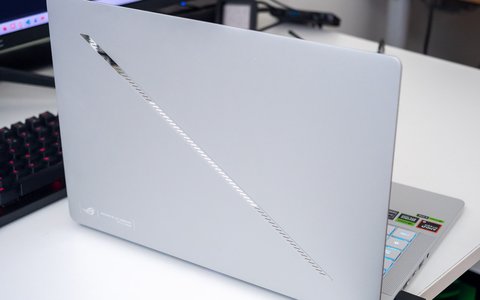asus rog zephyrus g14 2024 led