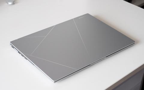 asus zenbook 14 oled ux3405 diseno