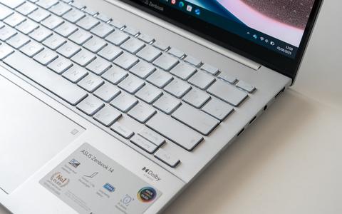 asus zenbook 14 oled ux3405 teclado detalle