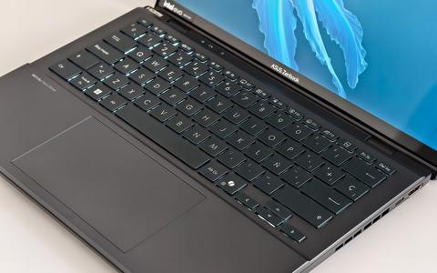 asus zenbook duo 2025teclado 2