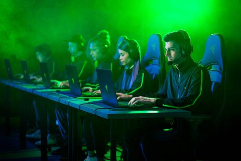 lanzamiento razer blade 16 y 18 2025 esports