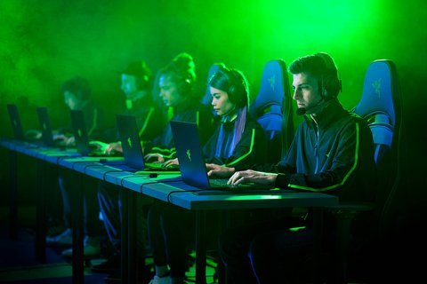 lanzamiento razer blade 16 y 18 2025 esports