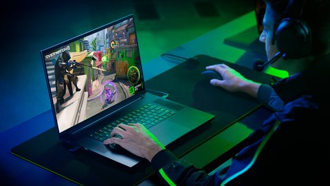 razer presenta su portátil más grande y más potente el razer blade 18