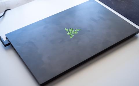 razer blade 15 2021 dedos
