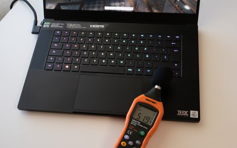 razer blade 15 2021 ruido