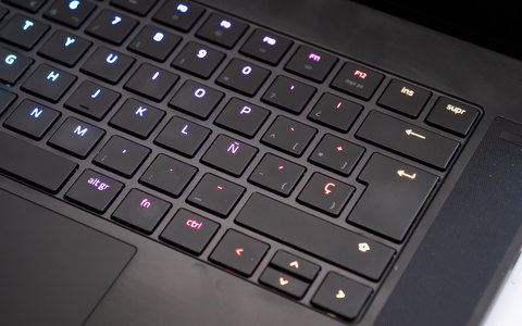 razer blade 15 2021 teclado espanol