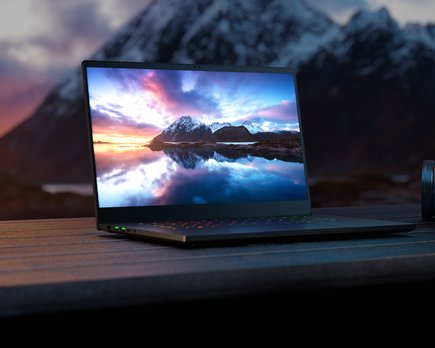 razer lanza el primer portátil con pantalla o l e d de 240 hz