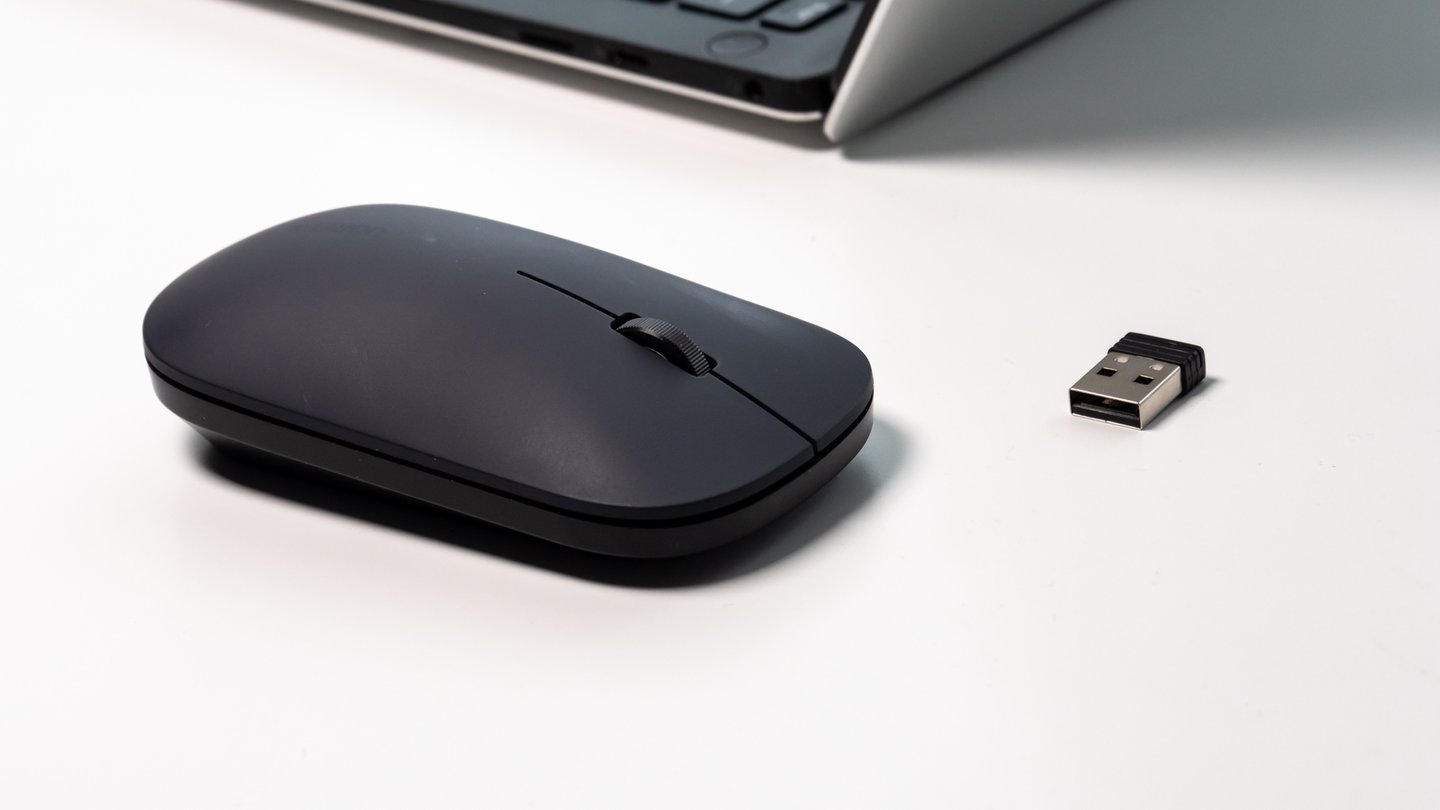ugreen 2 4g slim wireless mouse