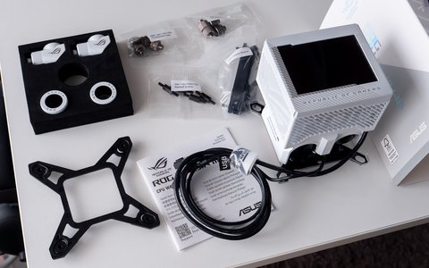 asus rog ryujin iii wb accesorios