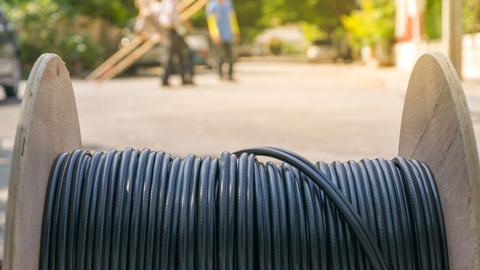 puede cable ethernet salir al exterior