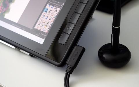 huion kamvas pro 16 2 5k conector