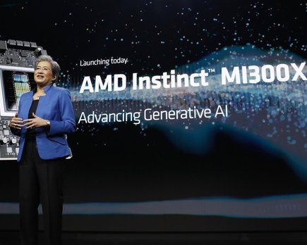 amd admite acelerador instinct mi300x no supera hopper h100 nvidia