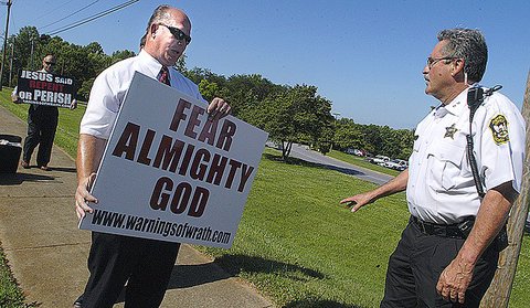 el dia iglesia anti gay aprendio renovar dominio randy bryson