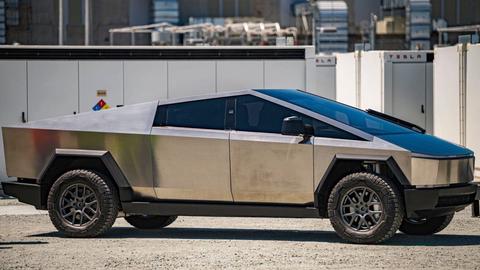 cybertruck mas caro esperado