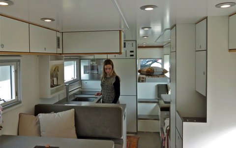 global xrs 7200 interior