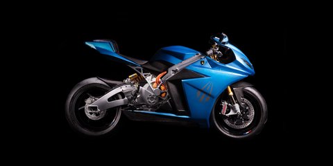 moto deportiva lightning strike presentada lateral