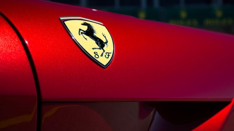 ferrari tendrá su primer coche totalmente eléctrico en 2025