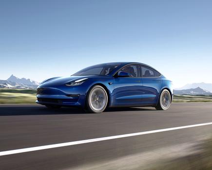 ¿ tesla dejará de poder vender coches en el estado de california?