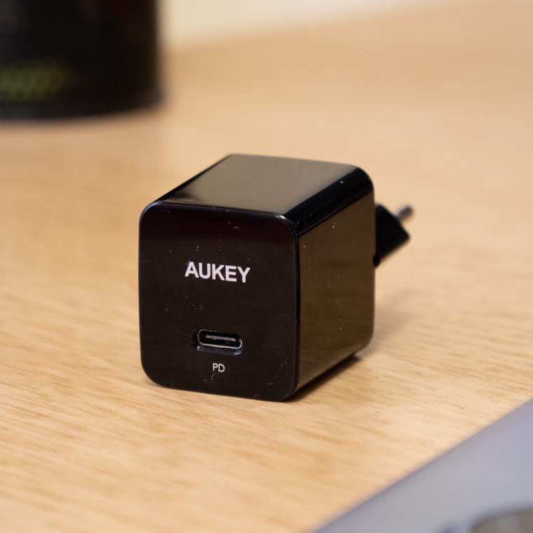 aukey pa y18