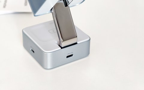 ugreen 25w magnetic iphone charger apple watch conexion trasera