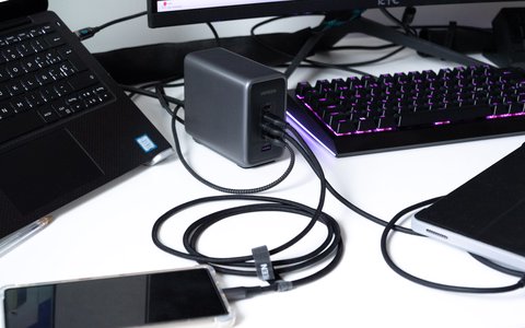ugreen nexode 300w gan desktop charger carga simultanea