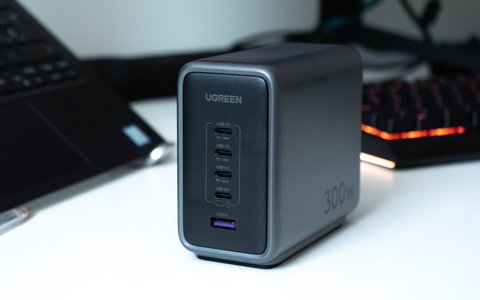 ugreen nexode 300w gan desktop charger conexiones